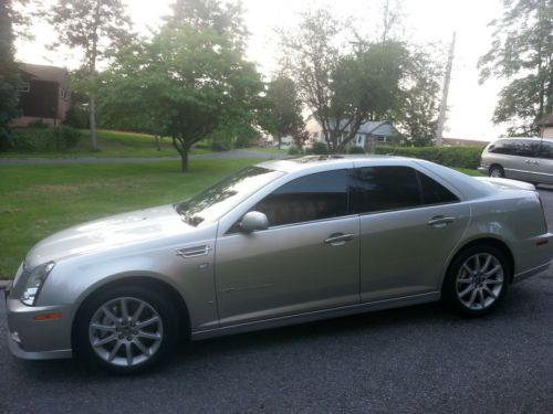 2008 cadillac sts - v silver with black interior low mileage fully loaded