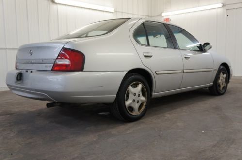 2001 NISSAN ALTIMA ONE OWNER GAS SAVER CLEAN RUNS GREAT WOW NO RESERVE!!!, image 31
