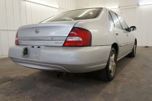 2001 NISSAN ALTIMA ONE OWNER GAS SAVER CLEAN RUNS GREAT WOW NO RESERVE!!!, image 32