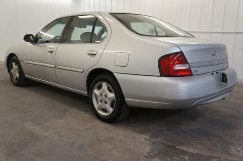2001 NISSAN ALTIMA ONE OWNER GAS SAVER CLEAN RUNS GREAT WOW NO RESERVE!!!, image 35