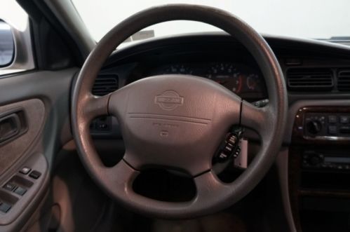 2001 NISSAN ALTIMA ONE OWNER GAS SAVER CLEAN RUNS GREAT WOW NO RESERVE!!!, image 58