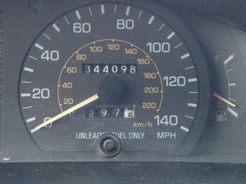 1994 Toyota Camry LE Sedan 4-Door 2.2L, image 5