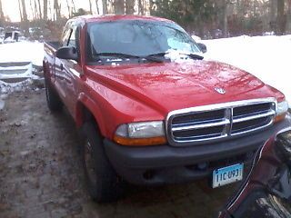 2004 dodge dakota sxt extended cab pickup 2-door 3.7l