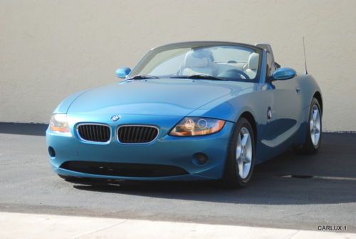 Carfax clean - drives &amp; smell like new - automatic - sharp z4 -