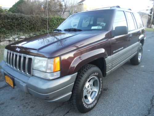 Nice !! 4-wd jeep, super reliable, runs great !! no/reserve !!!