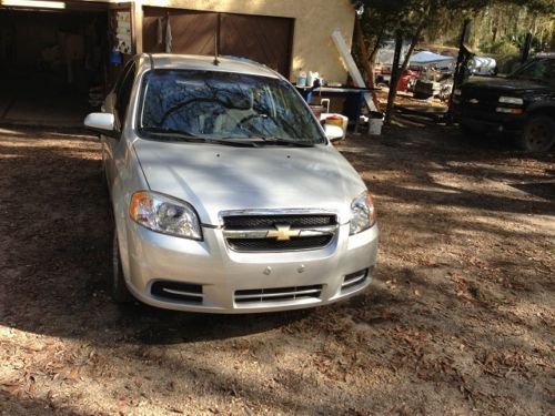 2011 chevrolet aveo lt sedan 4-door 1.6l