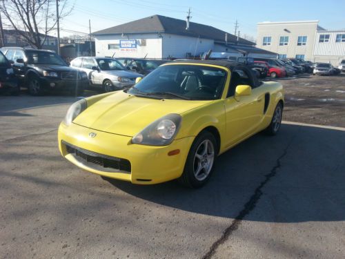 2002 toyota mr2 spyder convertible