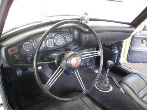 1969 MGB GT, image 3