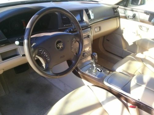 2007 kia amanti base sedan 4-door 3.8l