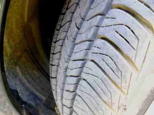 2006 Toyota Camry XLE Sedan 4-Door 3.0L, image 3