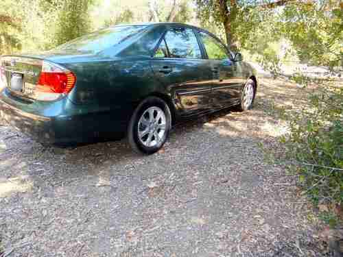 2006 Toyota Camry XLE Sedan 4-Door 3.0L, image 9