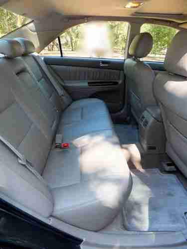 2006 Toyota Camry XLE Sedan 4-Door 3.0L, image 10