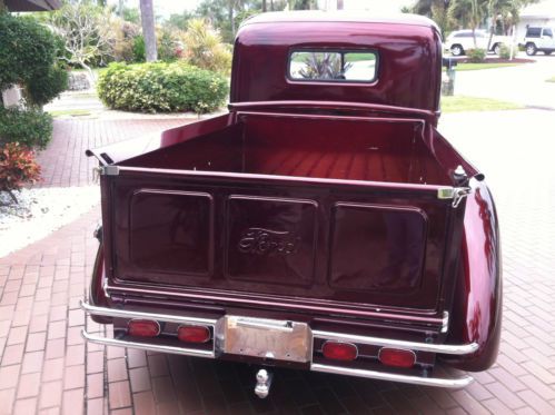 1940 Ford Pick-up Excellent Paint & Interior, image 4