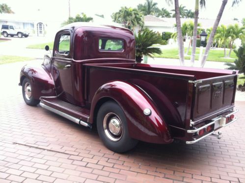 1940 Ford Pick-up Excellent Paint & Interior, image 5