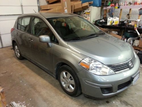 1.8s versa auto ac cd only 29,400k miles very nice