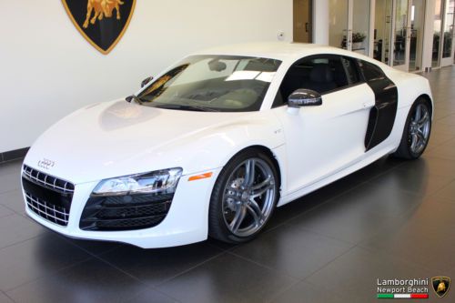 R8 v10, ibis white/black, auto r-tronic, carbon fiber loaded, heavily option&#039;d