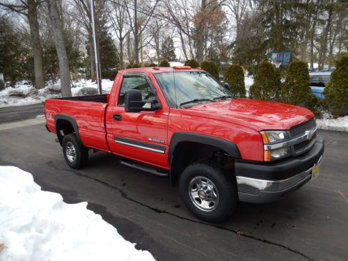 2004 chevrolet chevy silverado 2500 hd 4x4 2 door 8 foot bed pick up truck