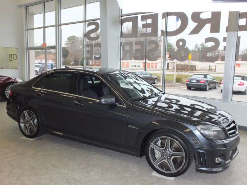 2010 mercedes c63 amg - 451hp supercar!  only 10k miles!  like new!  loaded!
