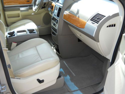 2008 TOWN & COUNTRY LIMITED LUXURY EDITION, image 11