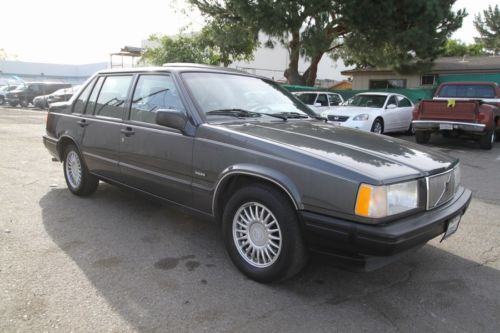 1993 volvo 940   automatic 4 cylinder no reserve