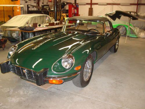 1974 jaguar e-type series iii v-12 roadster