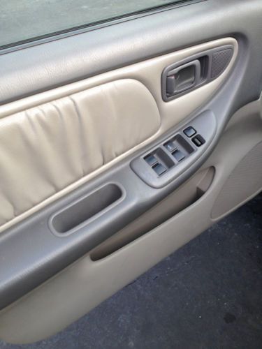 2001 Nissan Altima    NO RESERVE, image 7