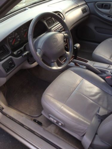 2001 Nissan Altima    NO RESERVE, image 8