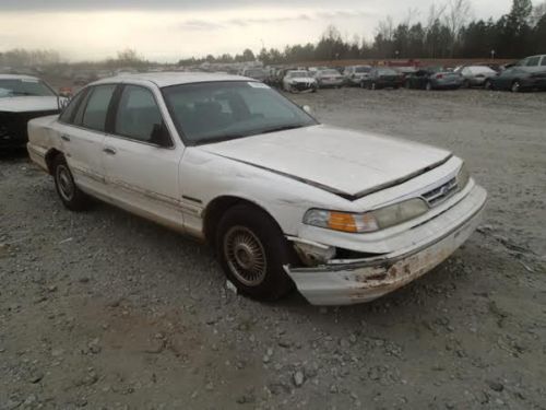 1997 ford crown victoria lx sedan 4-door 4.6l