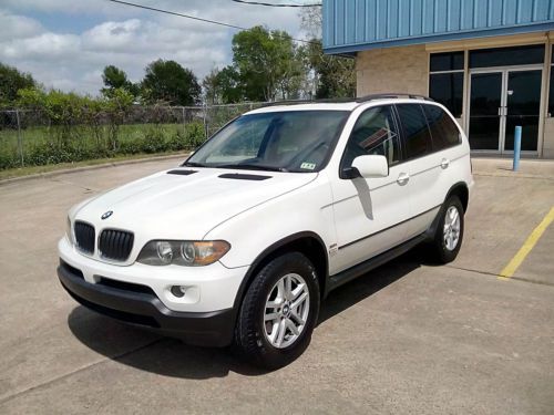 2005 white bmw x5 3.0i awd w/ panoramic roof, alloy wheels, xenon, one owner