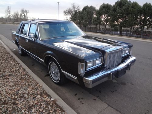 1987 lincoln town car signature series beautiful