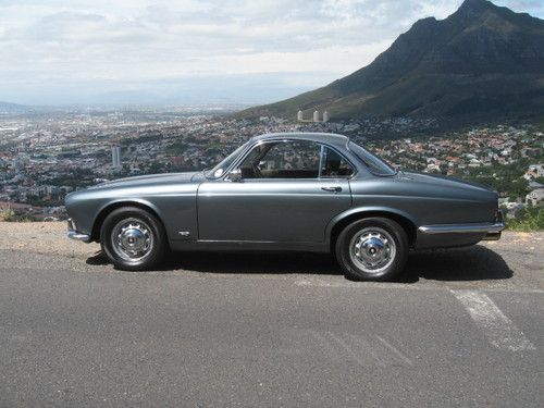 Classic jaguar xj6 coupe