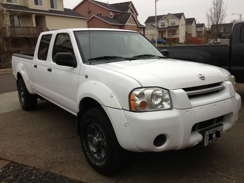 2004 nissan frontier xe crew cab pickup 4-door 3.3l