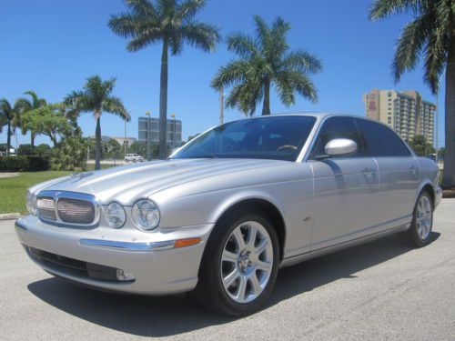 Florida low 37k xj8 l lwb navigation leather sunroof alloys super nice!!!