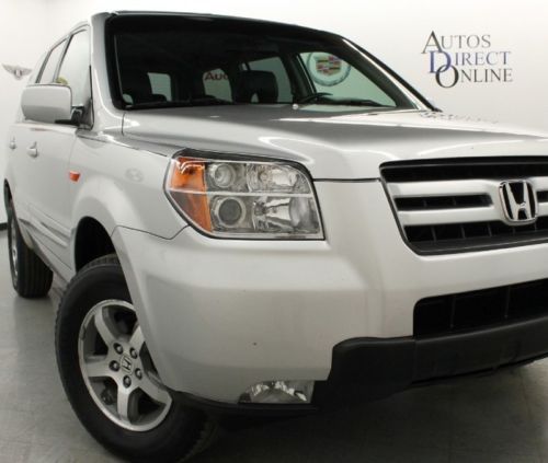 Warranty we ship heated leather seats cd changer 3 rows alloys cruise roof rails
