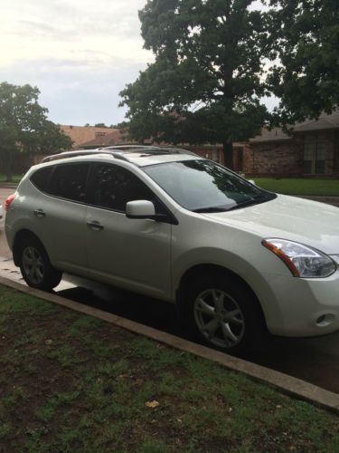 2010 nissan rogue sl - $27800