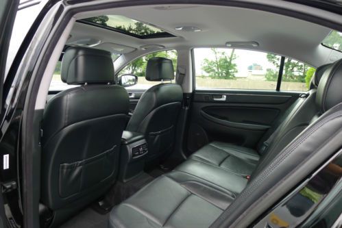 2012 Hyundai Genesis 5.0 R-Spec low miles NO RESERVE, Fully Loaded Navigation, image 19