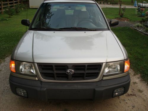 1999 subaru forester , runs and drives great, no reserve