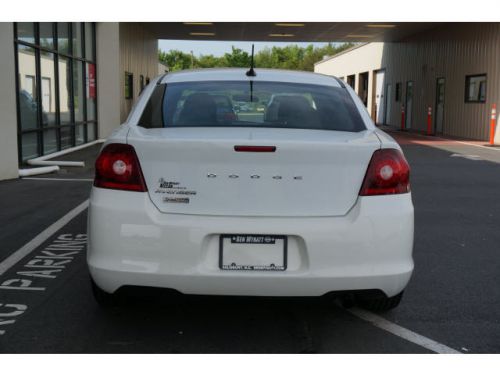 2012 dodge avenger se