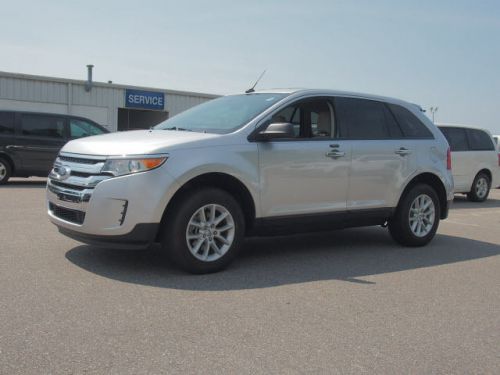 2012 ford edge se