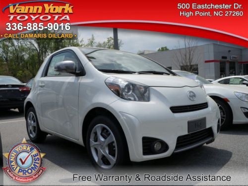 2014 scion iq base