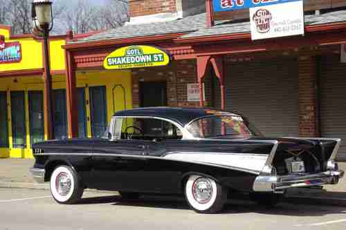 2 DOOR HARDTOP V-8 SURVIVOR BELAIR, image 10