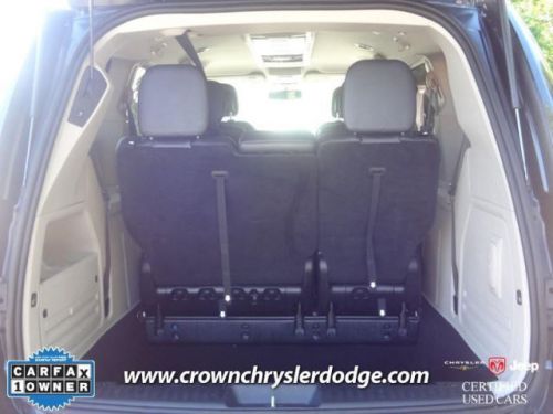 2013 chrysler town & country touring