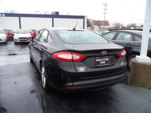 2014 ford fusion se