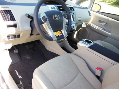 2014 toyota prius v three