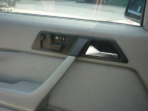 1988 Mercedes-Benz  300CE, US $2,495.00, image 21