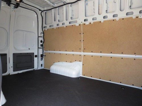 2014 Nissan NV Cargo NV2500 HD SV V6/SV V8, image 9