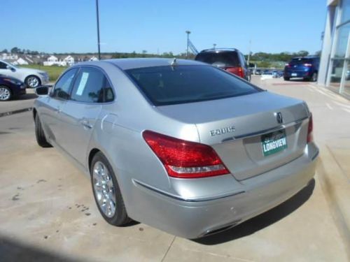 2011 hyundai equus signature