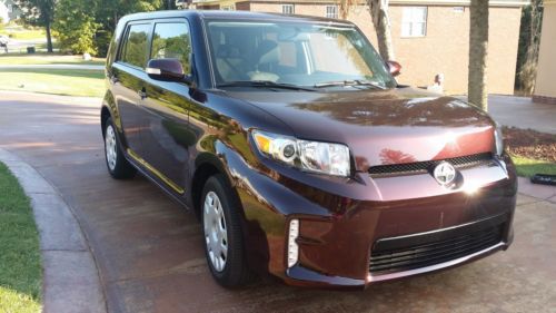 Sizzling crimson mica 2013 scion xb || 6,031 miles