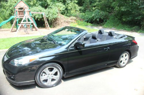 2008 toyota camry solara convertible - **very low miles** - excellent condition