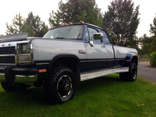 1993 dodge power ram w350 cummins turbo diesel club cab 4x4, 140k miles, nice!!!